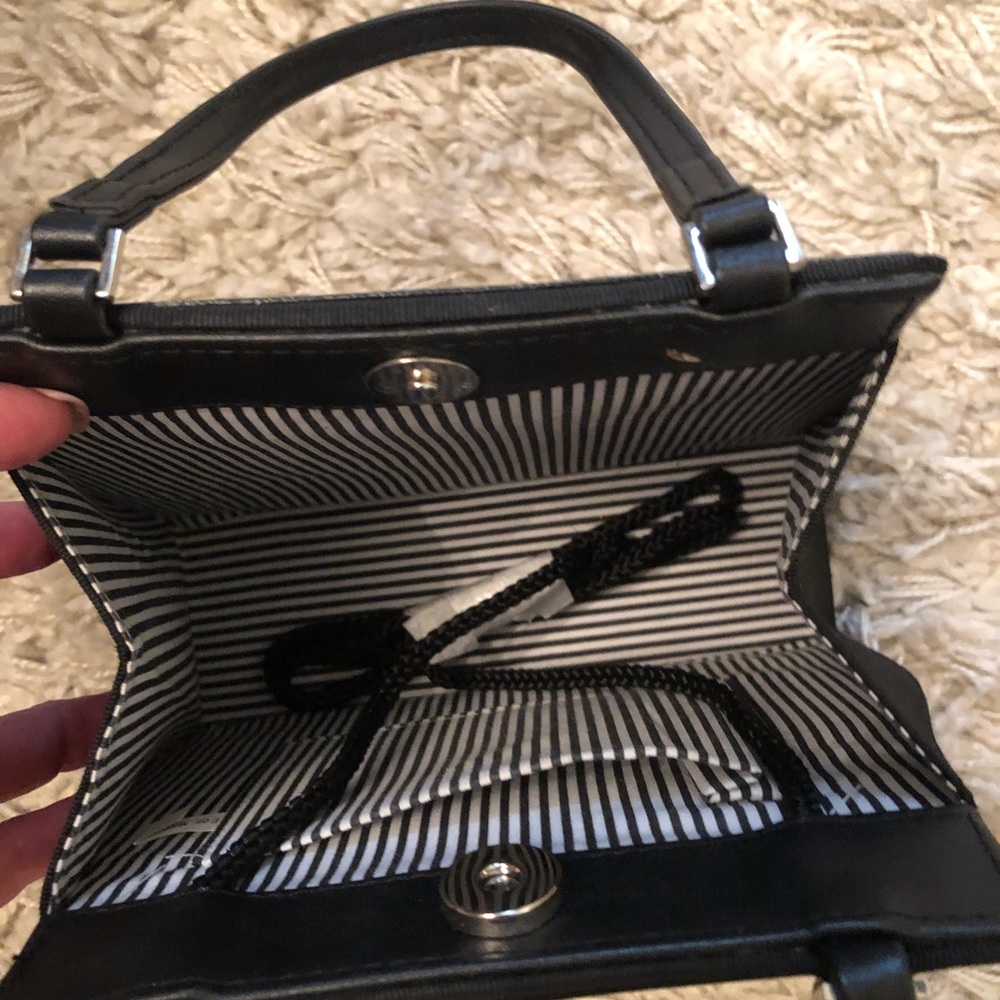 Purse - Picture 3 of 3